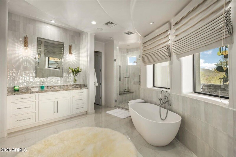 6-Primary Bath