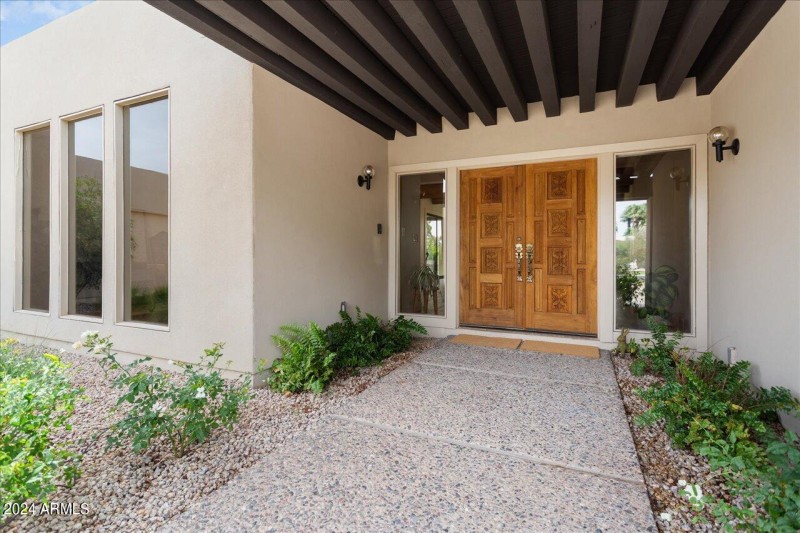 04-1141 N Oro Vista