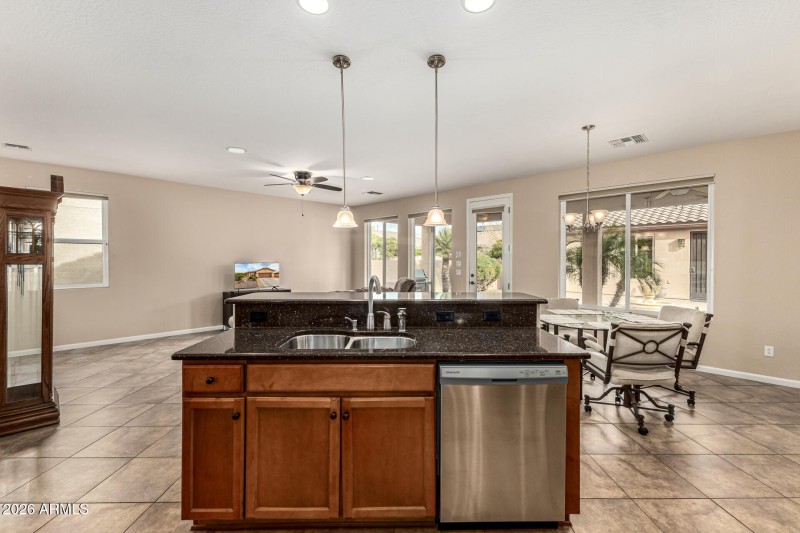 Kitchen/great room