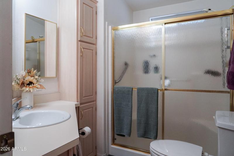 2nd Bathroom