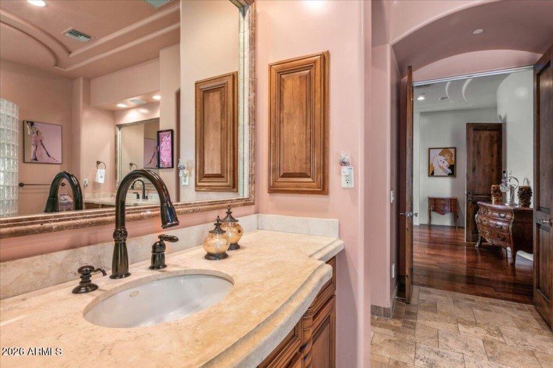 Primary Bath ~ Vanities