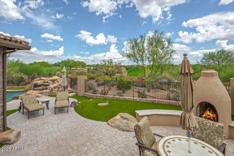 Golf Course Home