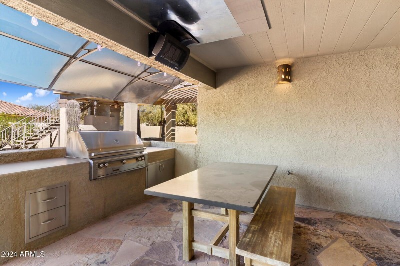 094-Patio