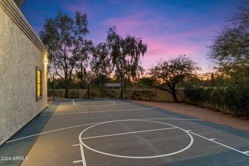 109-Sports Court