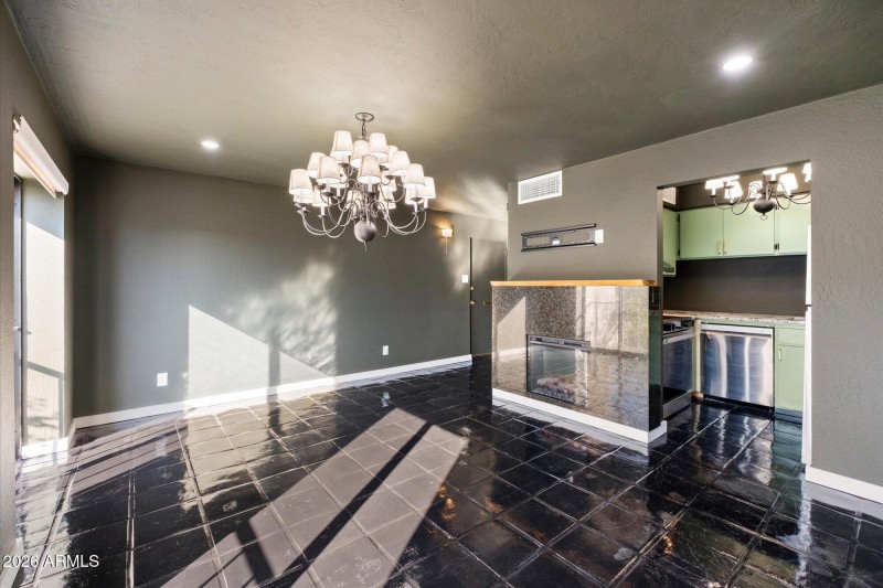 Living/Dining Room