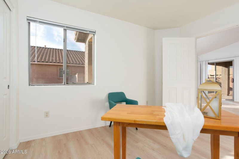 Den/Office/Bed 4