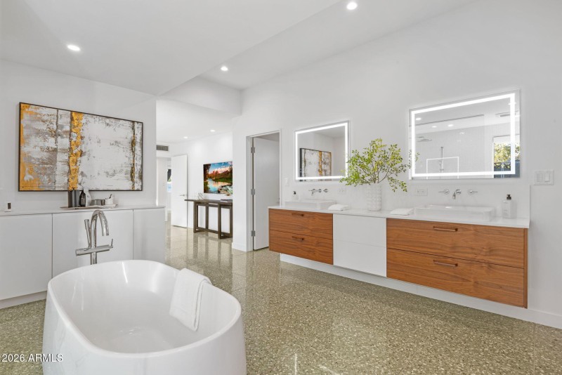 Master Bath