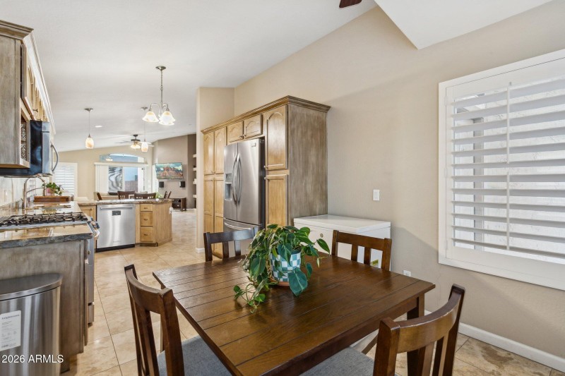 Large kitchen nook for eat in option