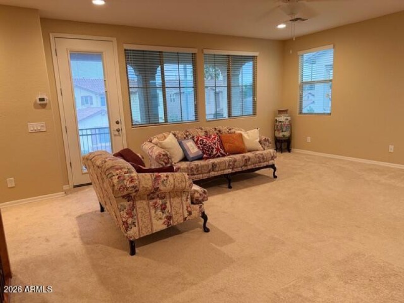 Loft w/furniture