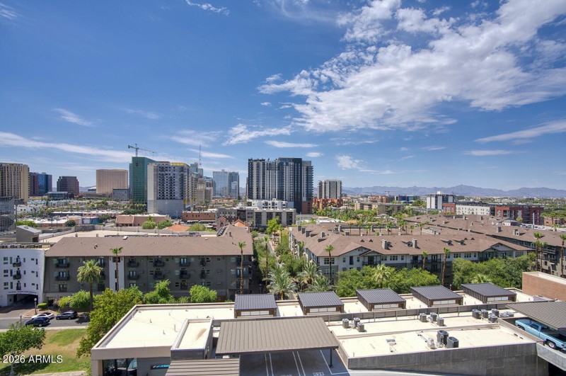 200 W PORTLAND ST 1113