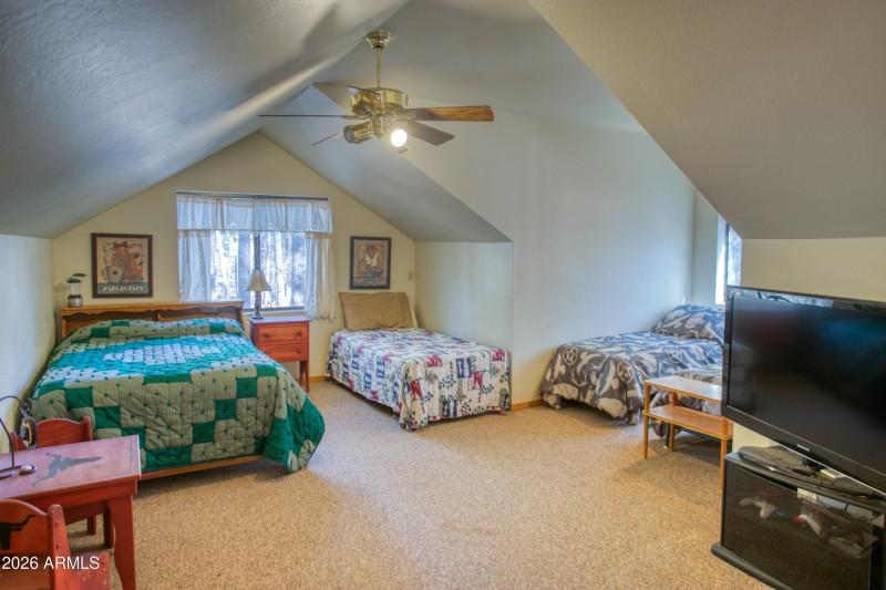 LOFT 1