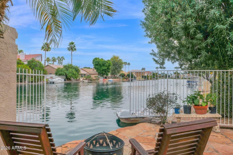 Gorgeous View of Lake
