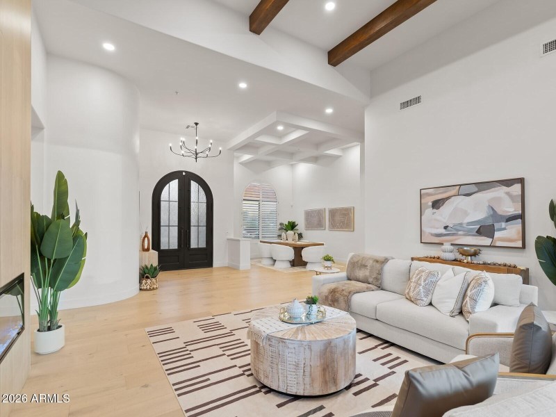 023_Living Room
