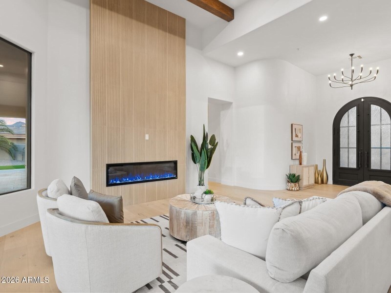 024_Living Room