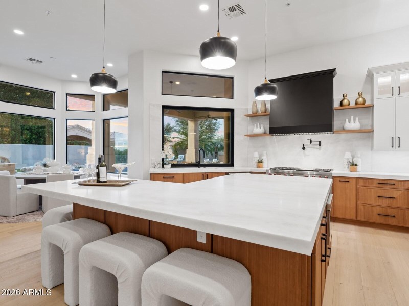 027_Kitchen