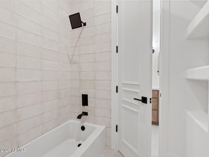 062_Bathroom