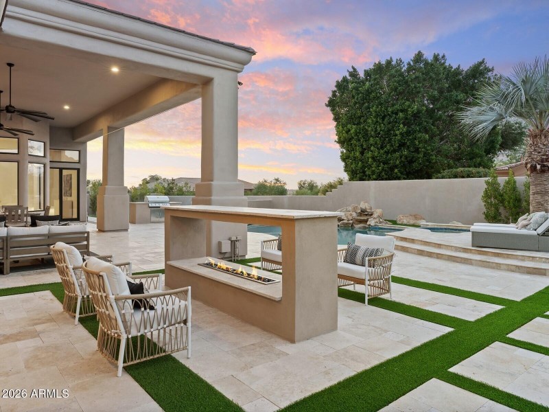090_Backyard