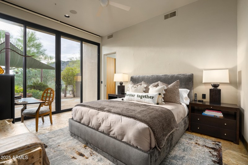 Bedroom 2 Suite