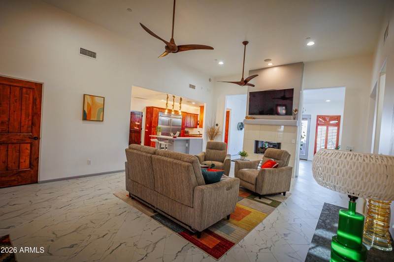 Living Room E1