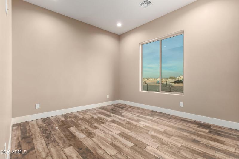 31 - La Mirada 22951