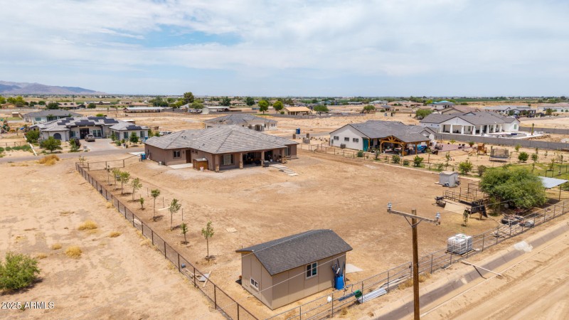 32 - La Mirada 22951