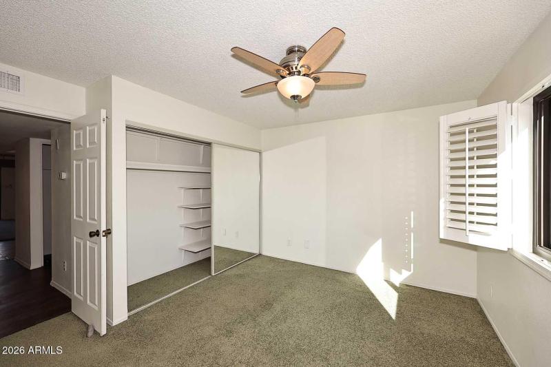Guest Bedroom2
