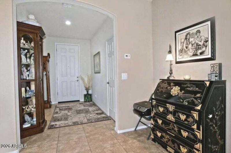 Foyer/ Entry