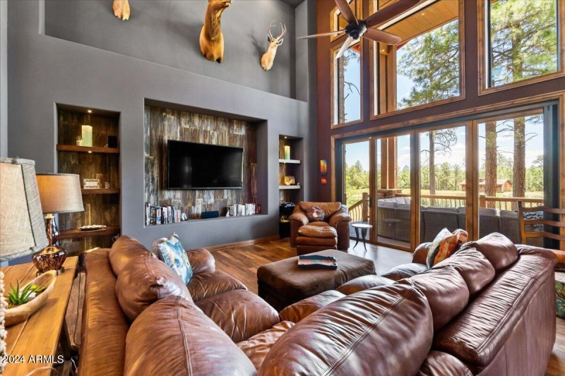 Glass Wall opens to the deck