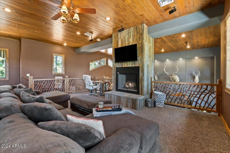 Fireplace Loft