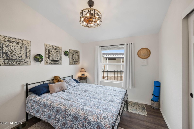 11-Bedroom 2 (1)