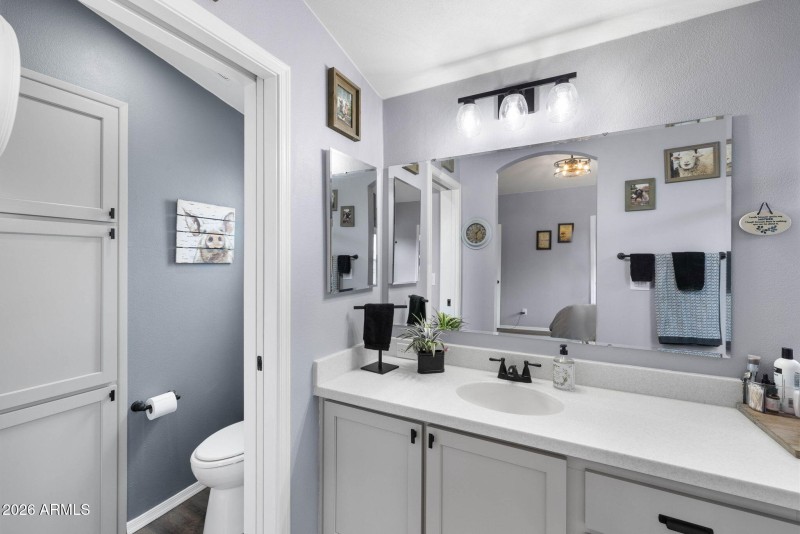 17-Primary Bathroom (2)