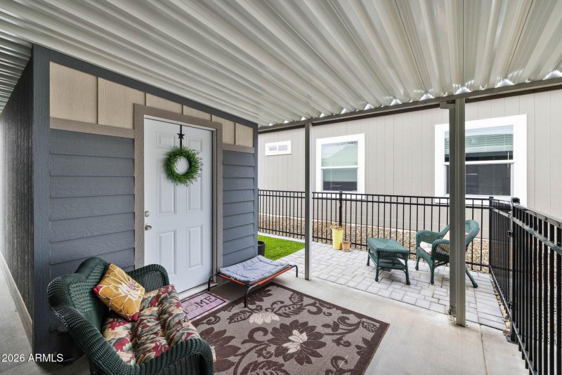 20-Side Patio (1)