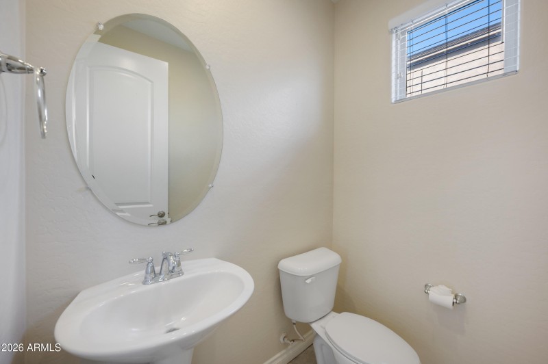 Down Halfbath