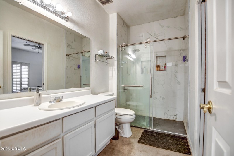 Bath 1, 1