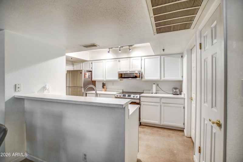 Kitchen 3