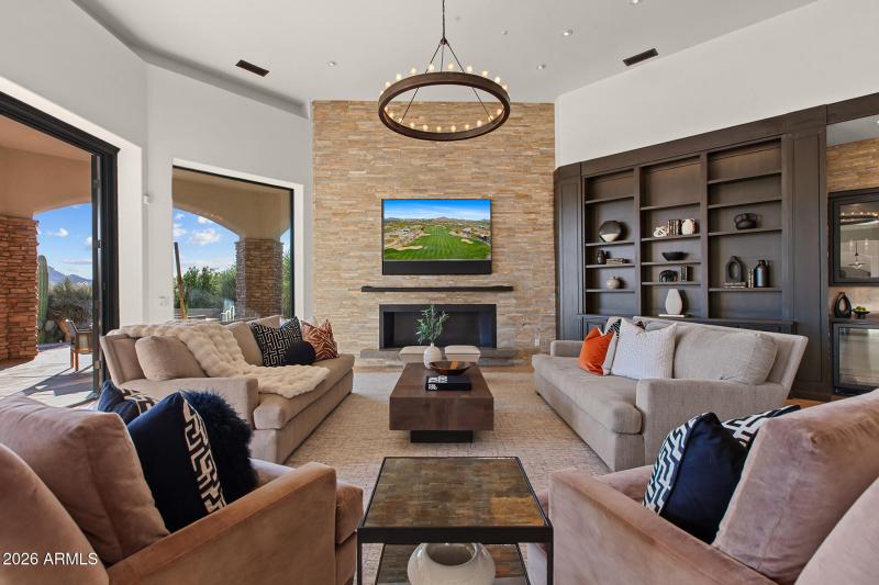 Stone gas fireplace