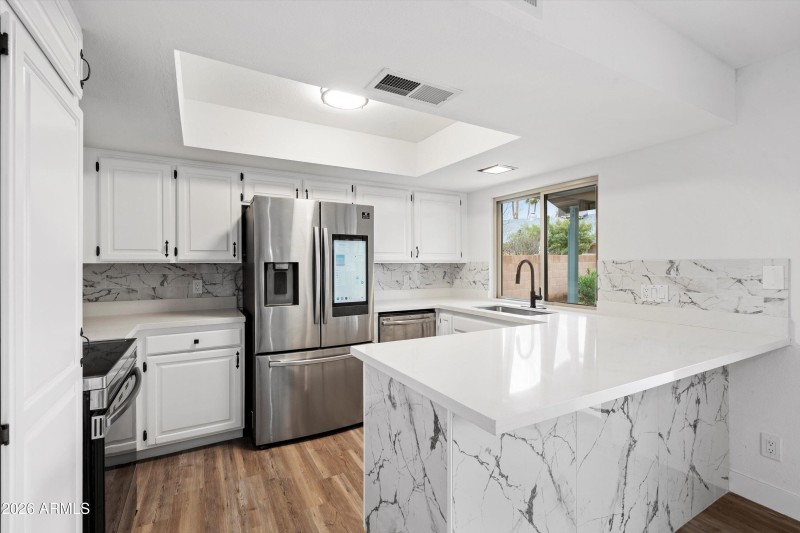 09-Kitchen