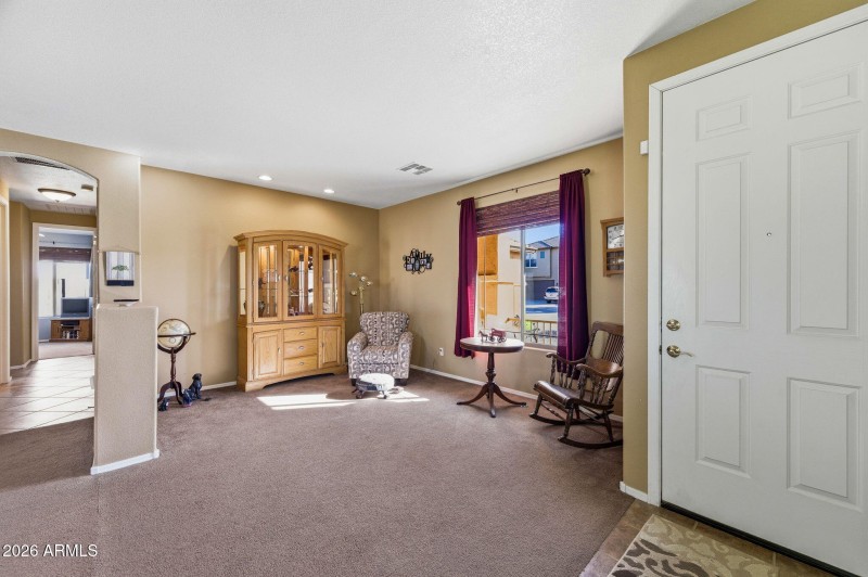 8-web-or-mls-45558 W Mountain View Rd-8