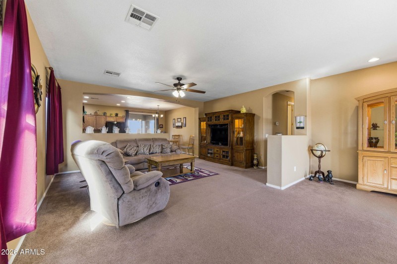 9-web-or-mls-45558 W Mountain View Rd-9