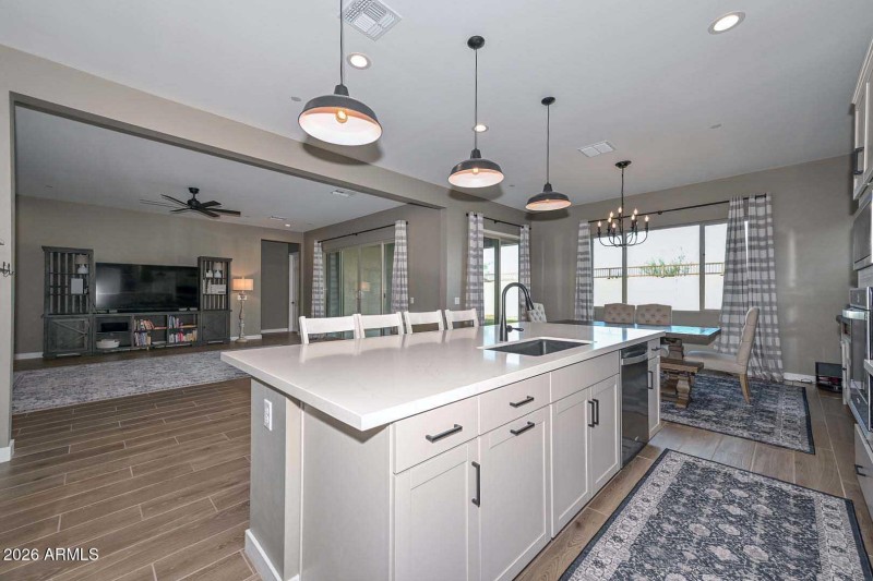 Kitchen-Great Room
