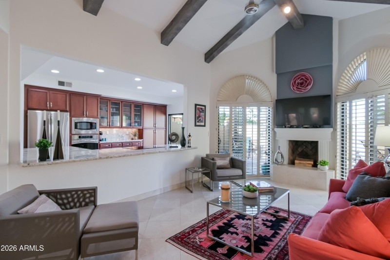 8LivingRoom
