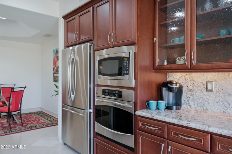 13Kitchen