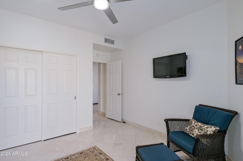 24Bedroom