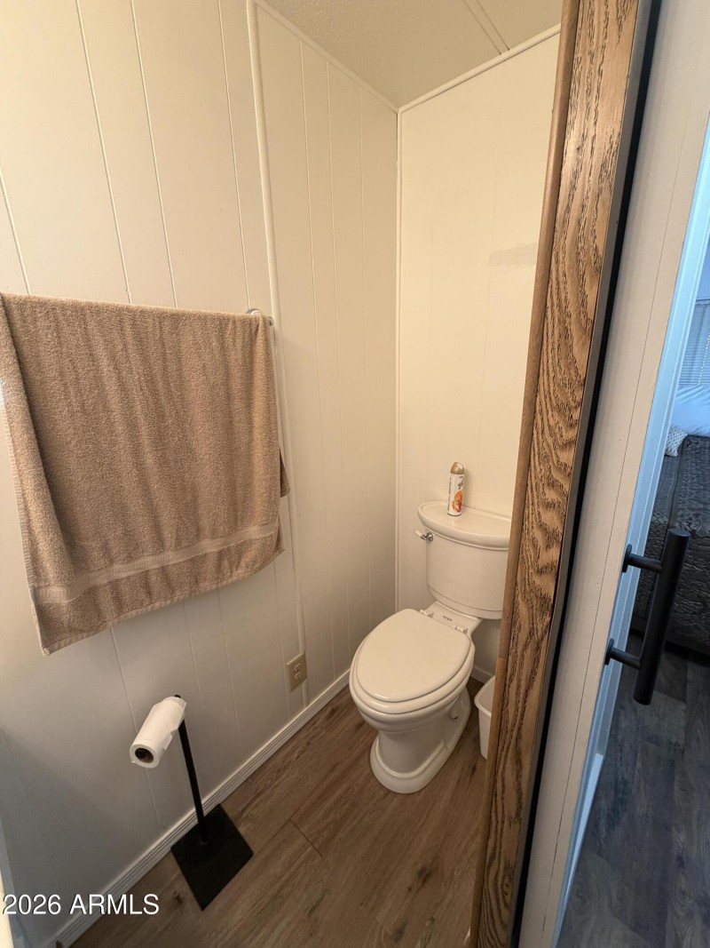 1/2 bath