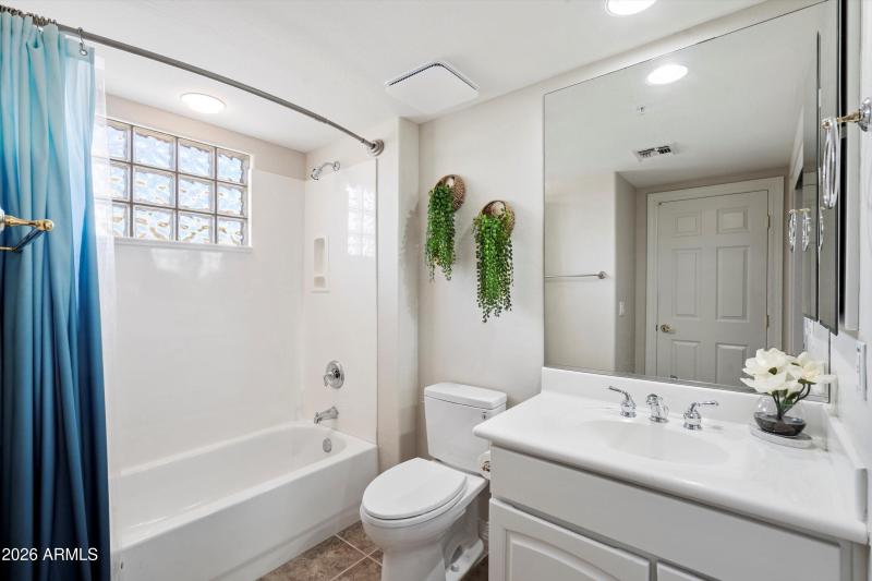 Casita Bathroom