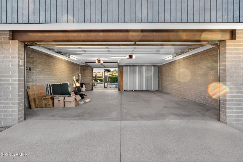 Detatched Garage