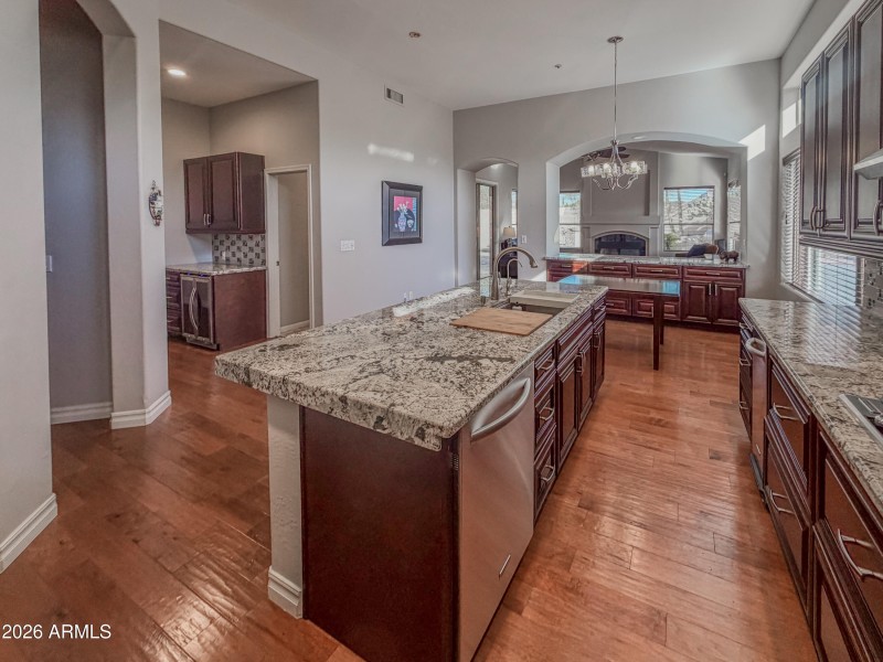 23365 N 91st St-06