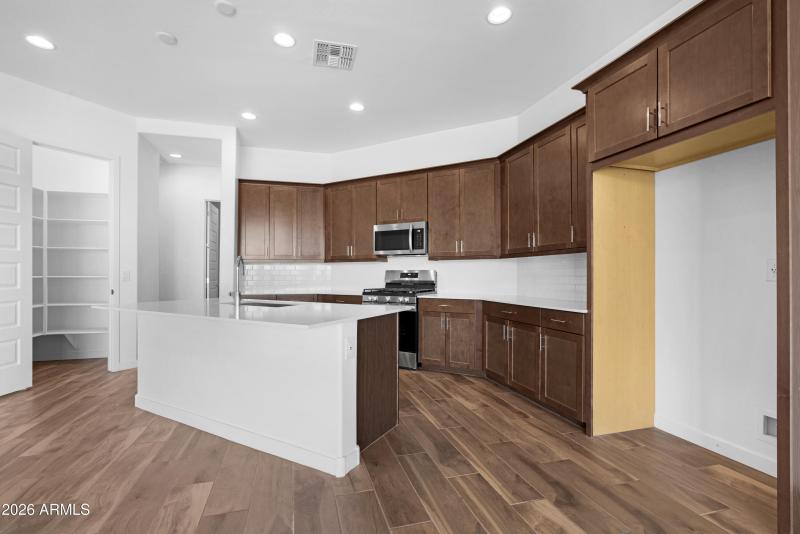 Kitchen 5