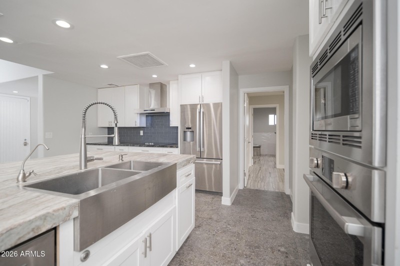 10_Kitchen_02