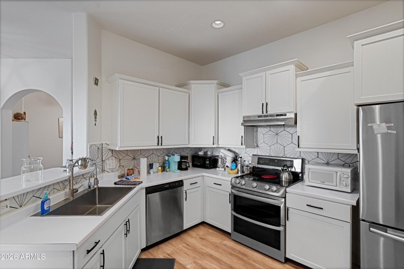 17-Kitchen